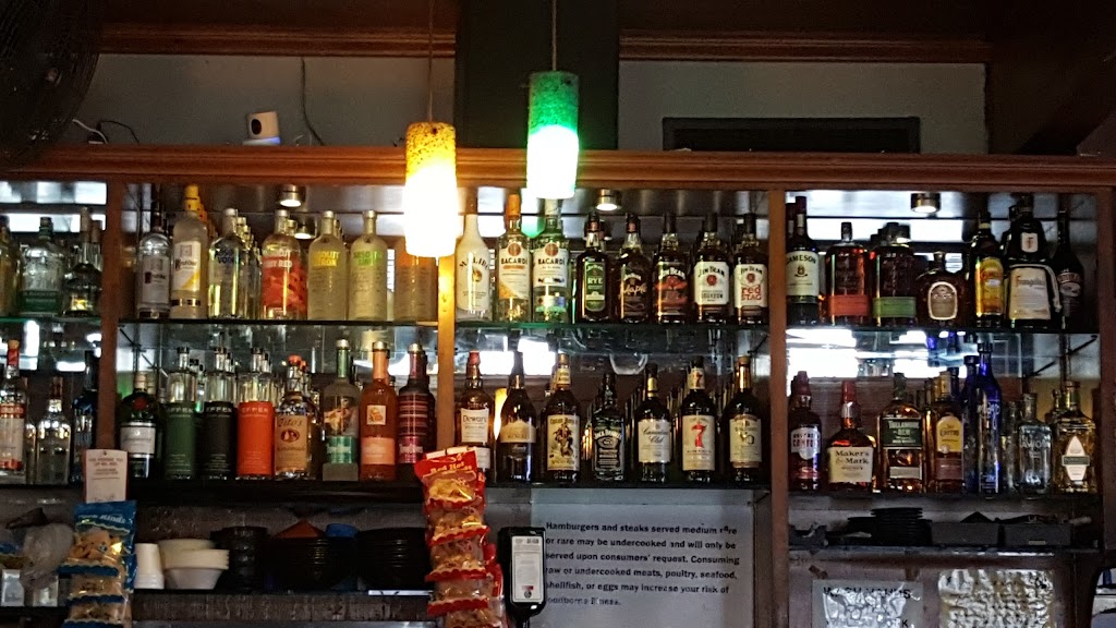 Licaris Bar & Grill | restaurant | 1405 Emil St, Madison, WI 53713, USA | 6082563548 OR +1 608-256-3548