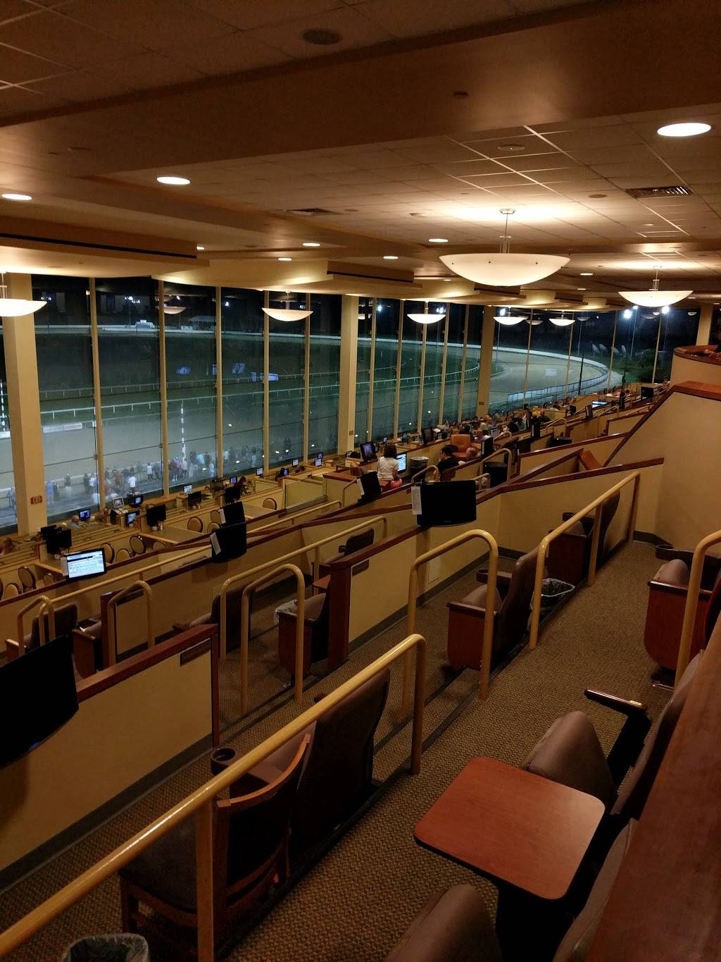 Hollywood Casino at Penn National Race Course | restaurant | 777 Hollywood Blvd, Grantville, PA 17028, USA | 7174692211 OR +1 717-469-2211