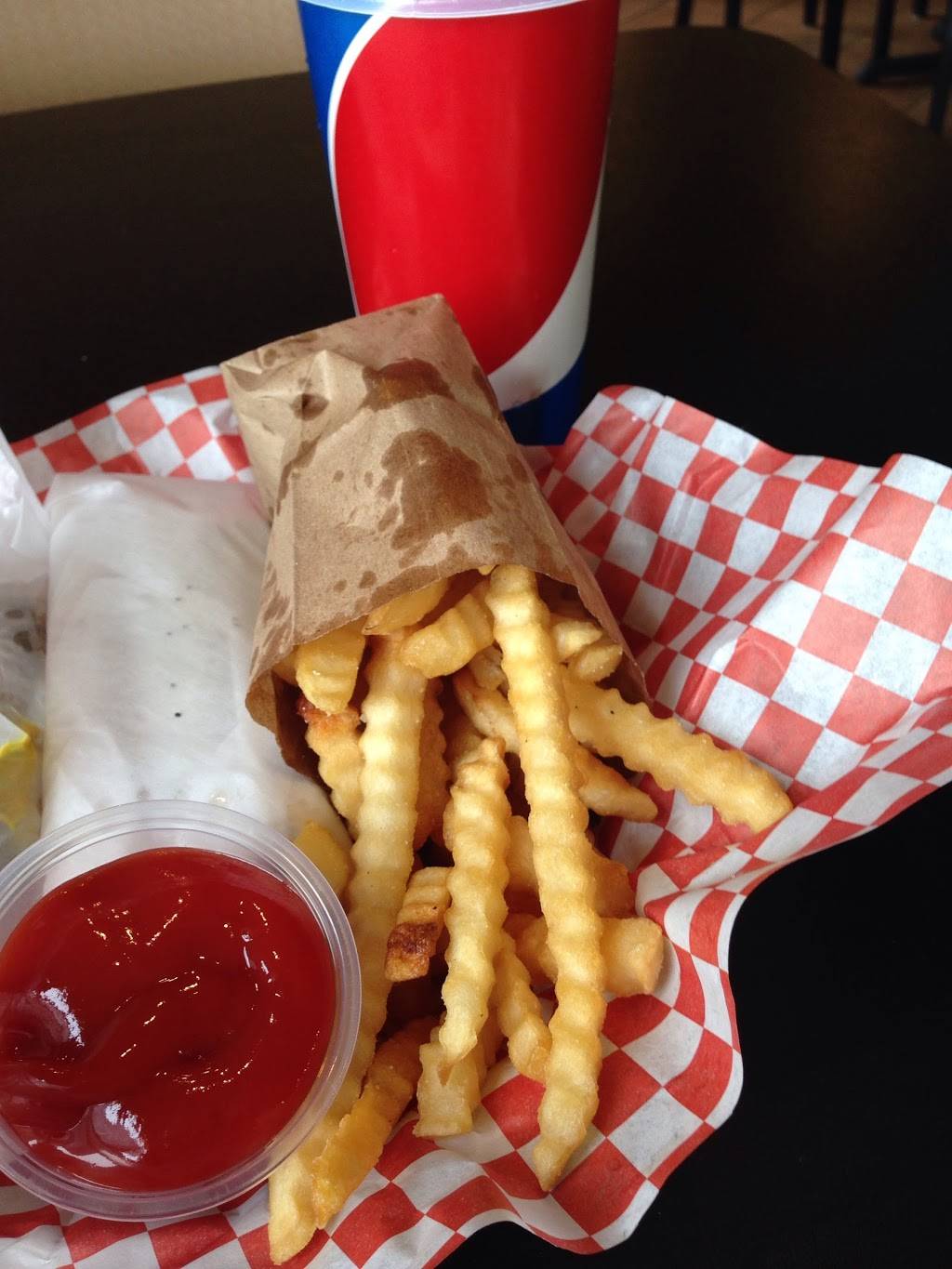 Patellis Gyros & Beef | restaurant | 572 Weston Ridge Dr, Naperville, IL 60563, USA | 3312137173 OR +1 331-213-7173