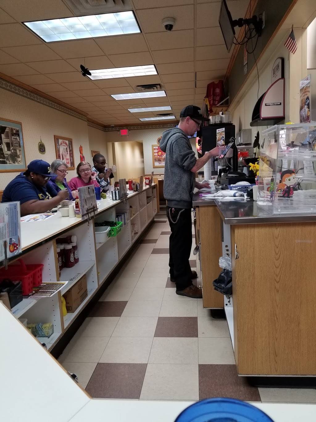 George Webb Restaurant | restaurant | 7227 W Greenfield Ave, West Allis, WI 53214, USA | 4147740190 OR +1 414-774-0190