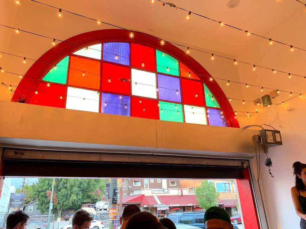 Triple Beam Pizza | restaurant | 1818 Sunset Blvd, Los Angeles, CA 90026, USA | 2132819753 OR +1 213-281-9753