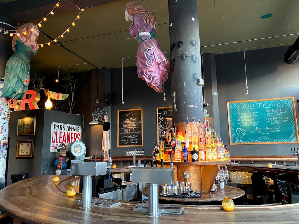 Park Bar | restaurant | 2040 Park Ave, Detroit, MI 48226, USA | 3139622933 OR +1 313-962-2933