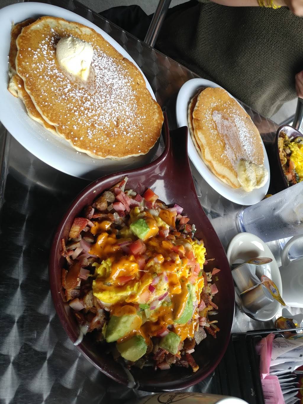 Lincoln Square Pancake House - Irvington | restaurant | 5648 E Washington St, Indianapolis, IN 46219, USA | 3173774205 OR +1 317-377-4205