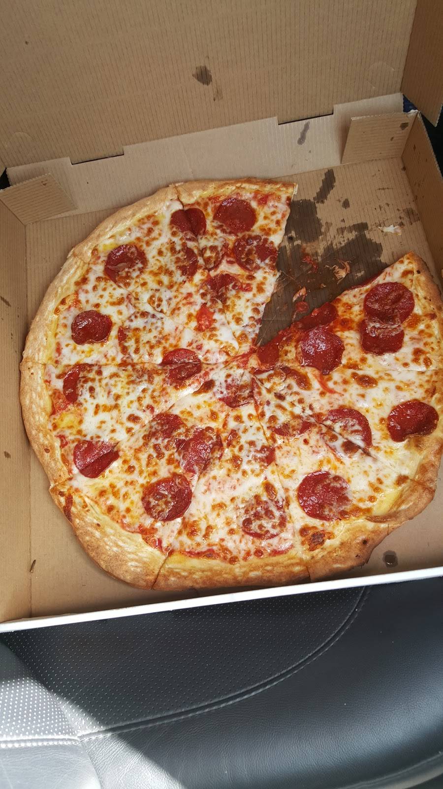 Golden Pizza | meal delivery | 1200 E Highland Ave, San Bernardino, CA 92404, USA | 9098834000 OR +1 909-883-4000