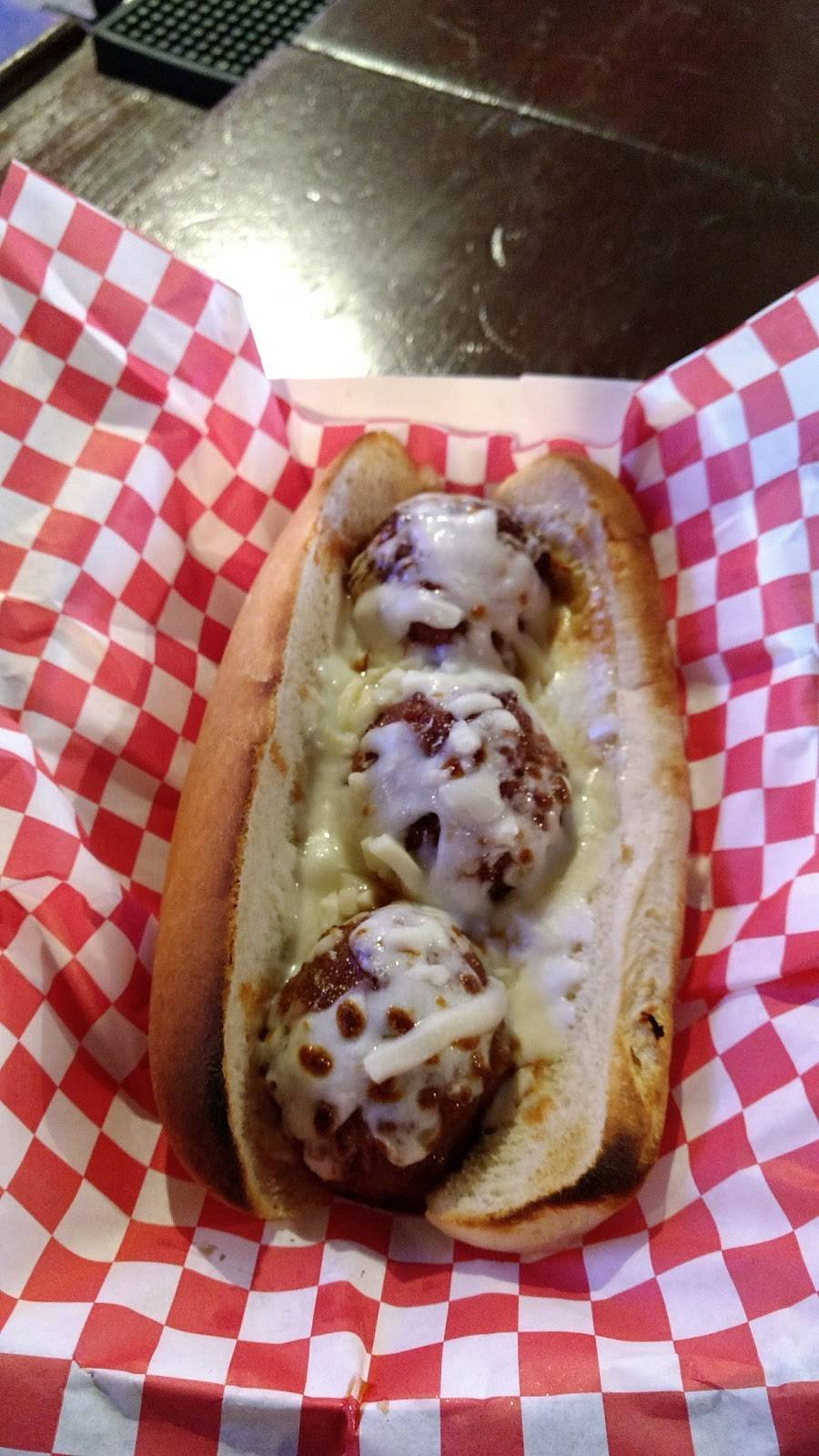 Brown Jerrys Blues Brews Barbecue | restaurant | 147 W St Louis St, Pacific, MO 63069, USA | 6363930553 OR +1 636-393-0553