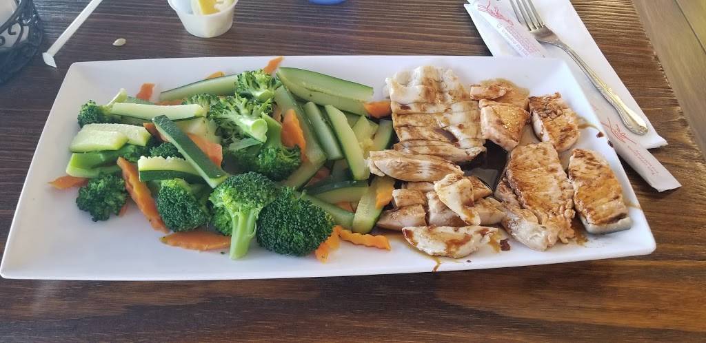 Hibachi House Sushi Bar | restaurant | 948 Sierra St, Kingsburg, CA 93631, USA | 5598975288 OR +1 559-897-5288