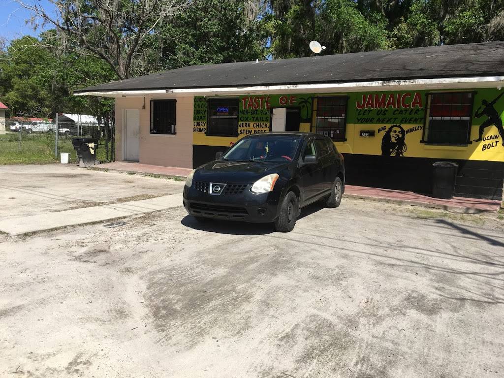 Taste Of Jamaica | restaurant | Oak St, Starke, FL 32091, USA | 9049643553 OR +1 904-964-3553