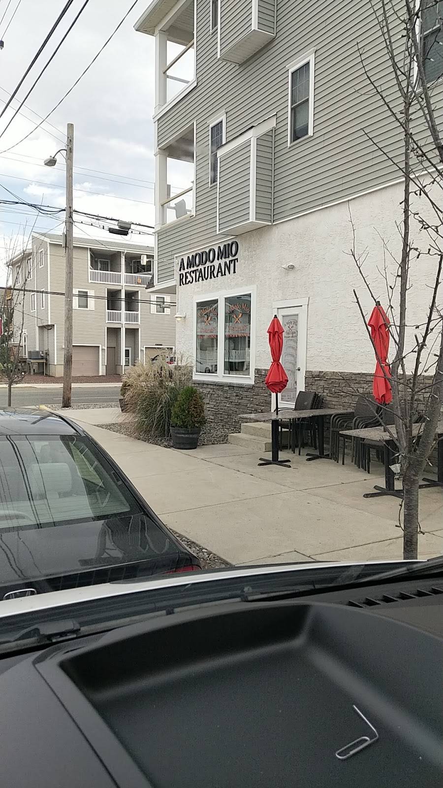 A Modo Mio Ristorante | restaurant | 5900 Landis Ave, Sea Isle City, NJ 08243, USA | 6094865455 OR +1 609-486-5455