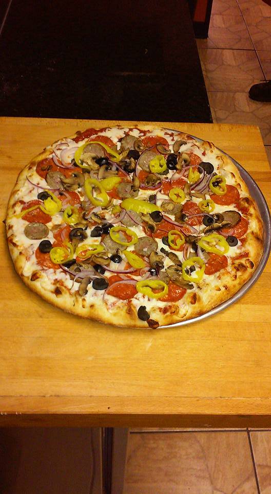 Two Cousins Pizzeria | restaurant | 9277 Seminole Blvd, Seminole, FL 33772, USA | 7279543919 OR +1 727-954-3919