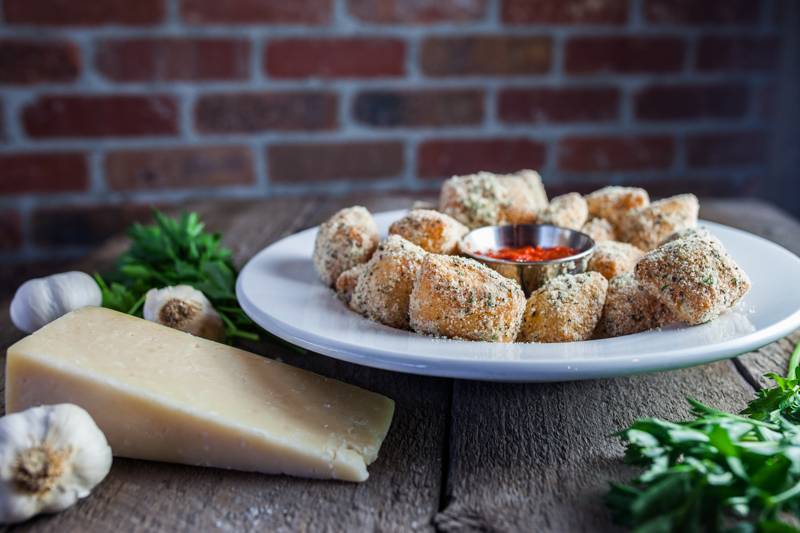 Parrys Pizzeria & Bar | restaurant | 4874 Thompson Pkwy, Johnstown, CO 80534, USA | 9705411775 OR +1 970-541-1775