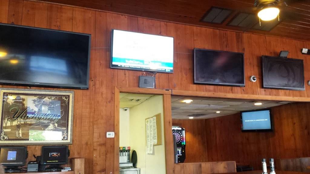 Bonfires Bar and Grill | restaurant | 1340 Alafaya Trail, Oviedo, FL 32765, USA | 4073664073 OR +1 407-366-4073