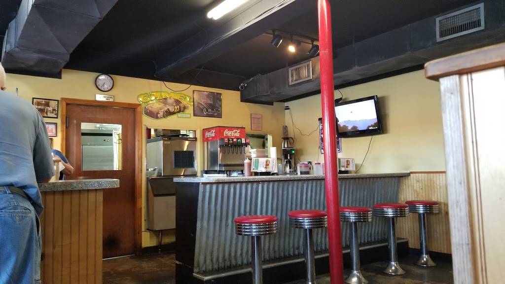 Kevin Brown Burgers | restaurant | 8228 Mahan Gap Rd, Ooltewah, TN 37363, USA | 4233448344 OR +1 423-344-8344