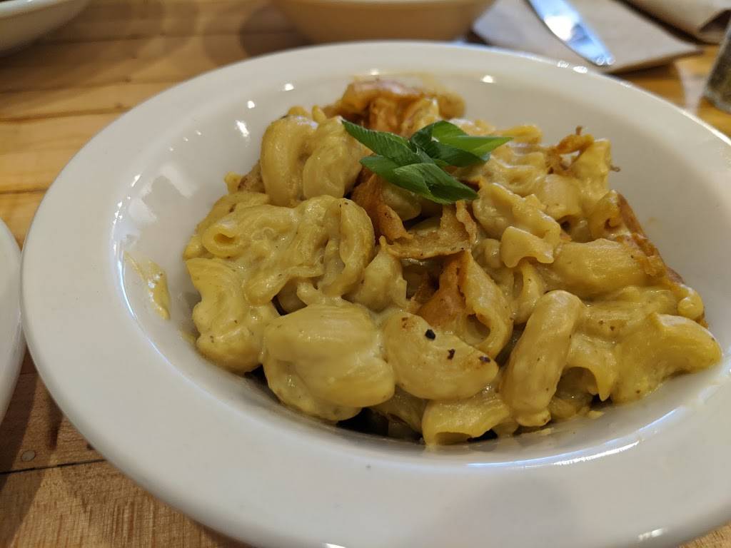 Portias Diner | restaurant | 3269 N High St, Columbus, OH 43202, USA | 6149727130 OR +1 614-972-7130