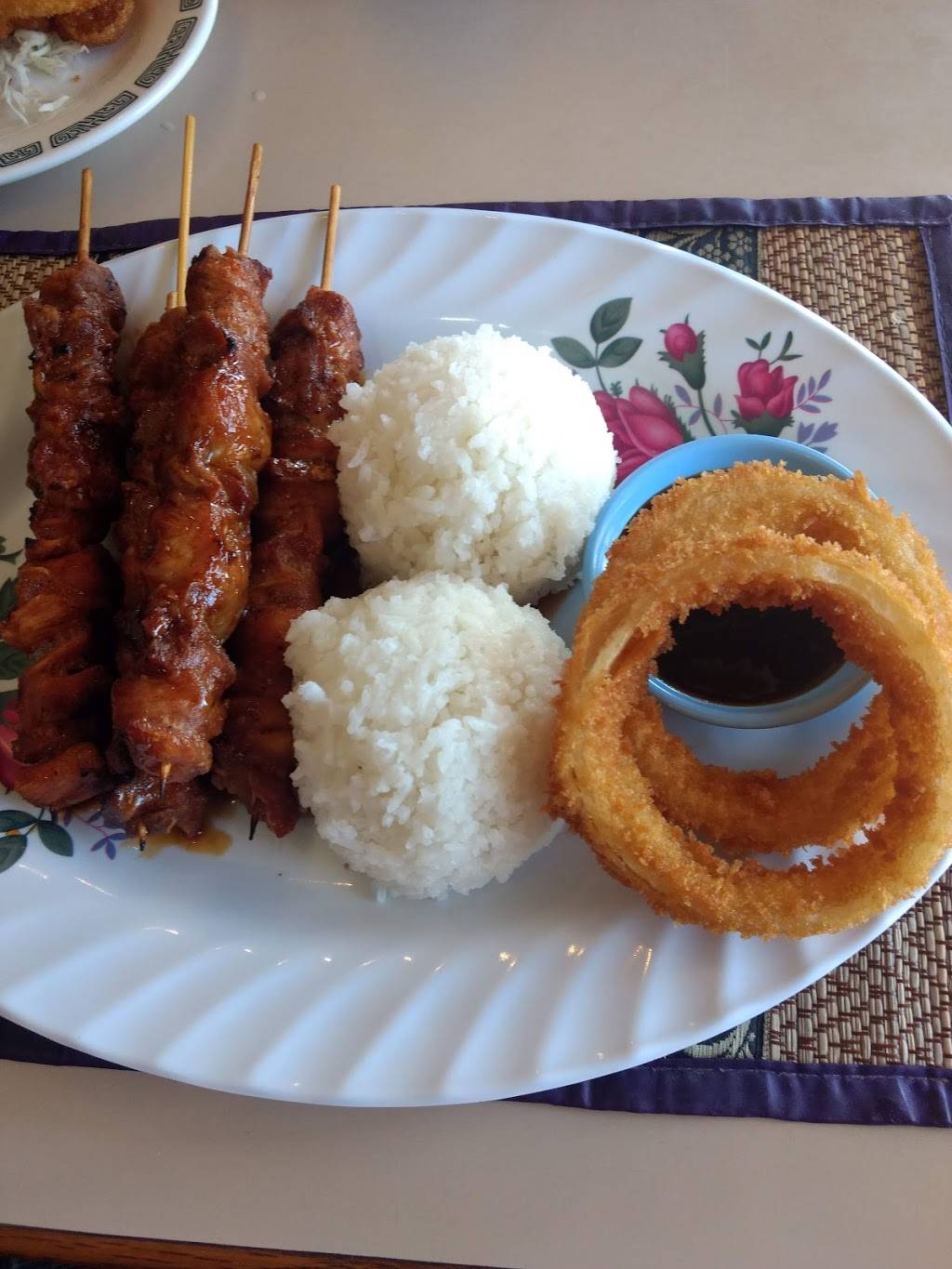 Thai Lily Cuisine & Yakitori 8 | restaurant | 319 N Chelton Rd, Colorado Springs, CO 80909, USA | 7195978374 OR +1 719-597-8374