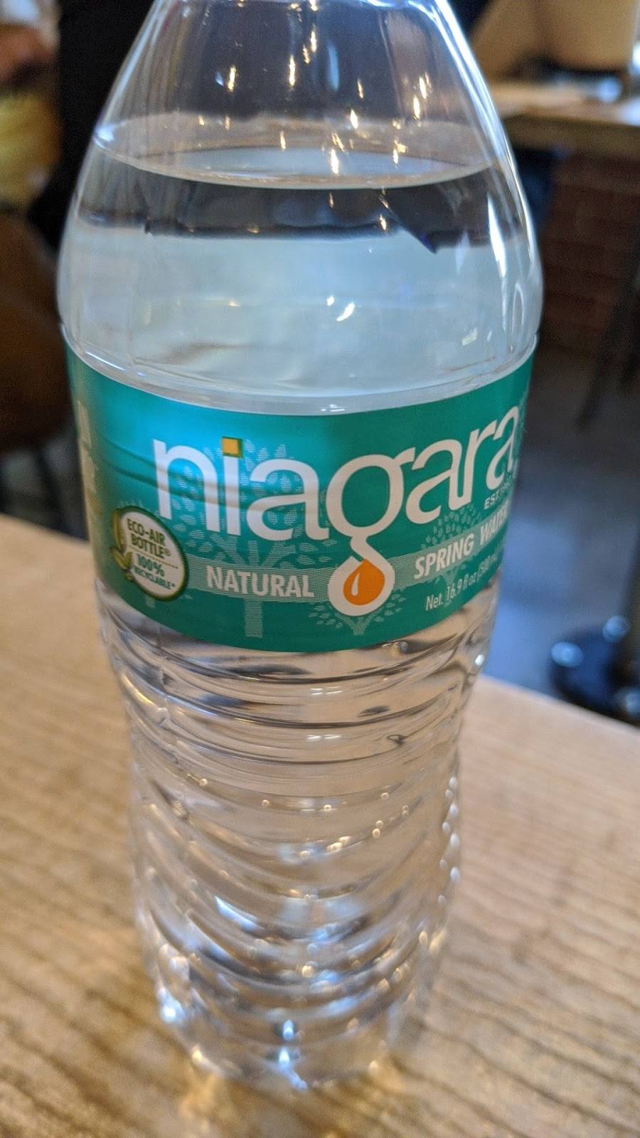 Main Chick Hot Chicken | restaurant | 11419 Santa Monica Blvd, Los Angeles, CA 90025, USA | 3105020682 OR +1 310-502-0682