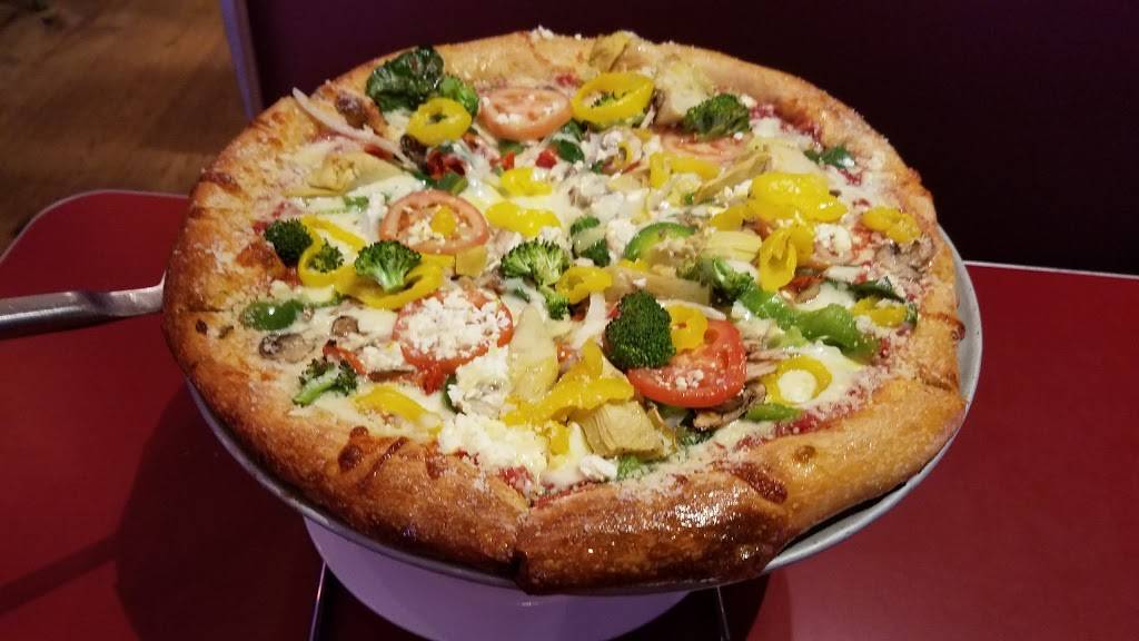 Mellow Mushroom | meal takeaway | 3012 W Cary St, Richmond, VA 23221, USA | 8043708210 OR +1 804-370-8210