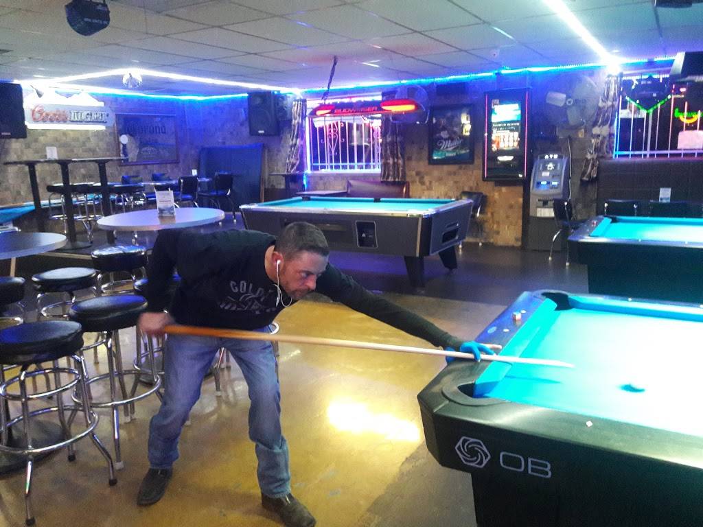 Los Sierras Bar | restaurant | 6762 Lowell Blvd, Denver, CO 80221, USA | 3036575920 OR +1 303-657-5920