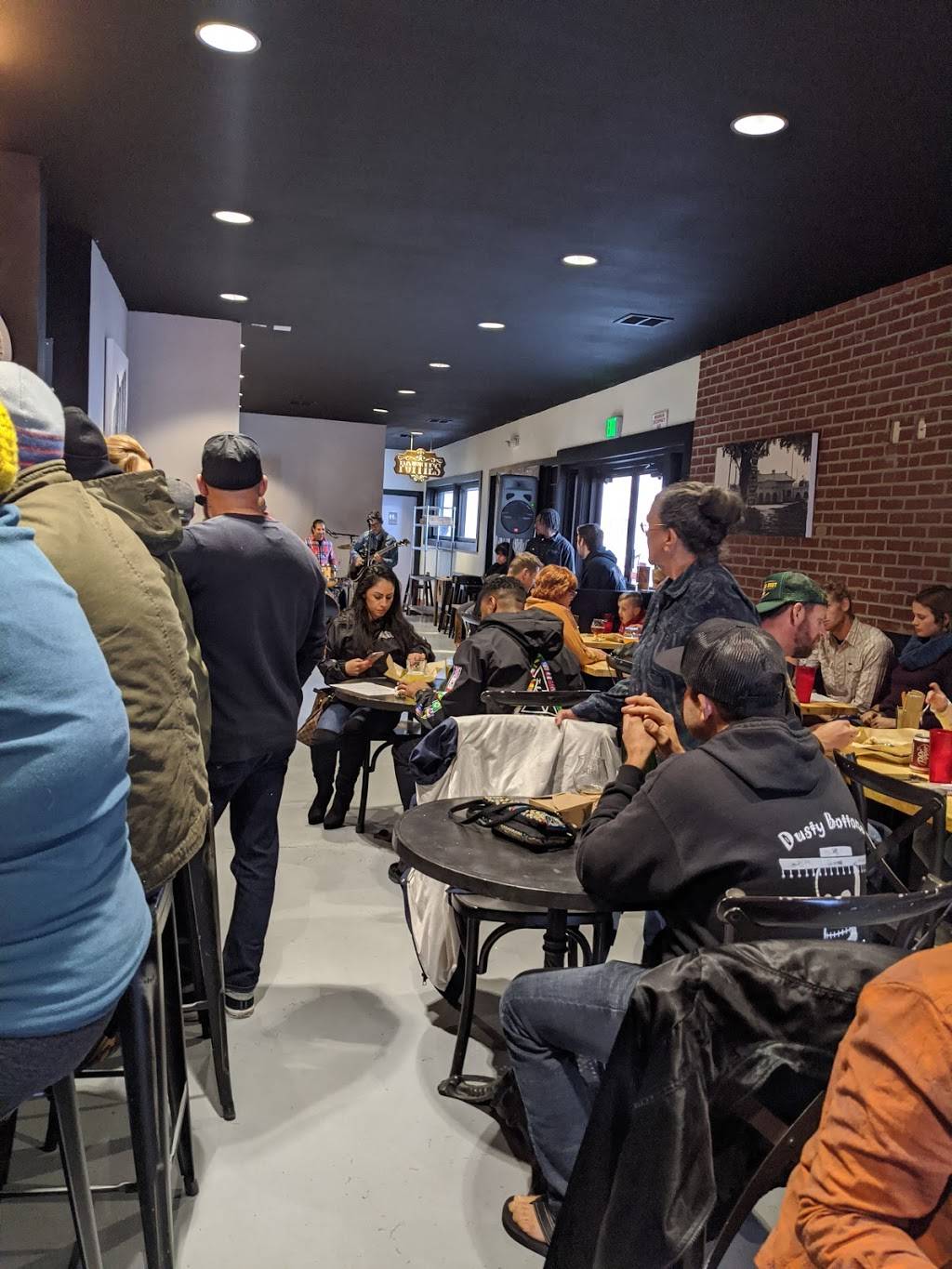 Downtown Gastropub by Bauers | restaurant | 822 9th St, Modesto, CA 95354, USA | 2093129558 OR +1 209-312-9558