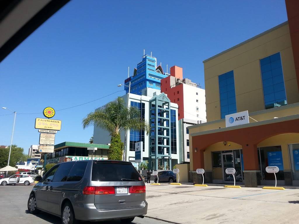 Al Natural | restaurant | DAVID ALFARO SIQUEIROS 2800, Zona Urbana Rio Tijuana, 22010 Tijuana, B.C., Mexico | 016646342935 OR +52 664 634 2935