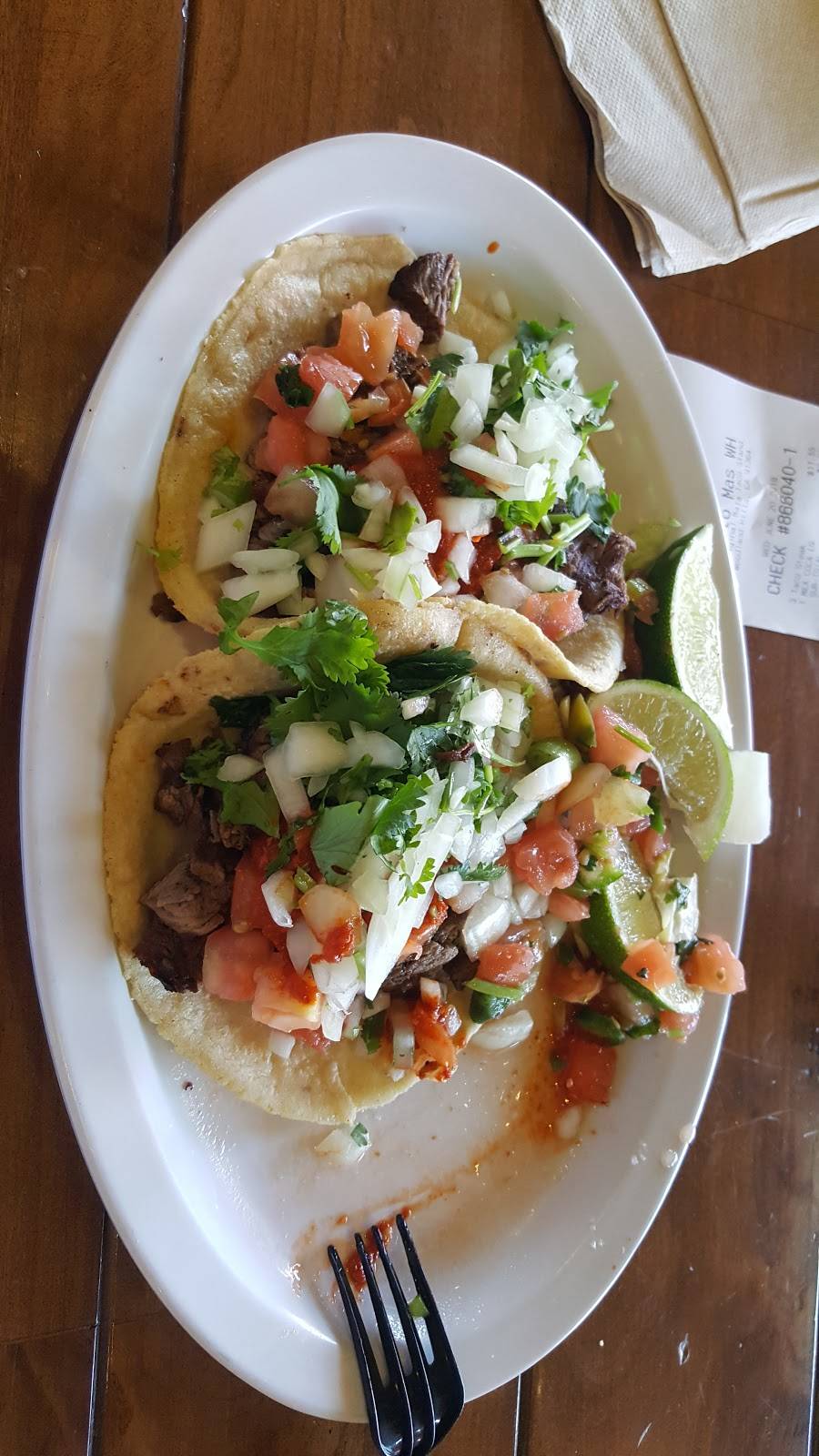 Poquito Mas | restaurant | 21049 Ventura Blvd, Woodland Hills, CA 91364, USA | 8188872007 OR +1 818-887-2007