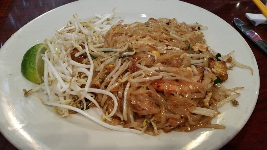 Colonial Quy-Bau | restaurant | 101 E Moreland Rd, Willow Grove, PA 19090, USA | 2153462328 OR +1 215-346-2328