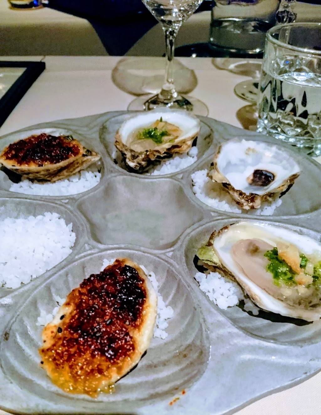 Le Filet | restaurant | 219 Avenue du Mont-Royal O, Montréal, QC H2T 2T2, Canada | 5143606060 OR +1 514-360-6060