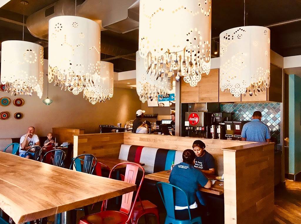 Luna Grill | restaurant | 1464 Encinitas Blvd, Encinitas, CA 92024, USA | 7604522882 OR +1 760-452-2882