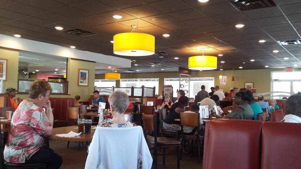 Dennys | restaurant | 4390 US-27, Sebring, FL 33870, USA | 8633856066 OR +1 863-385-6066
