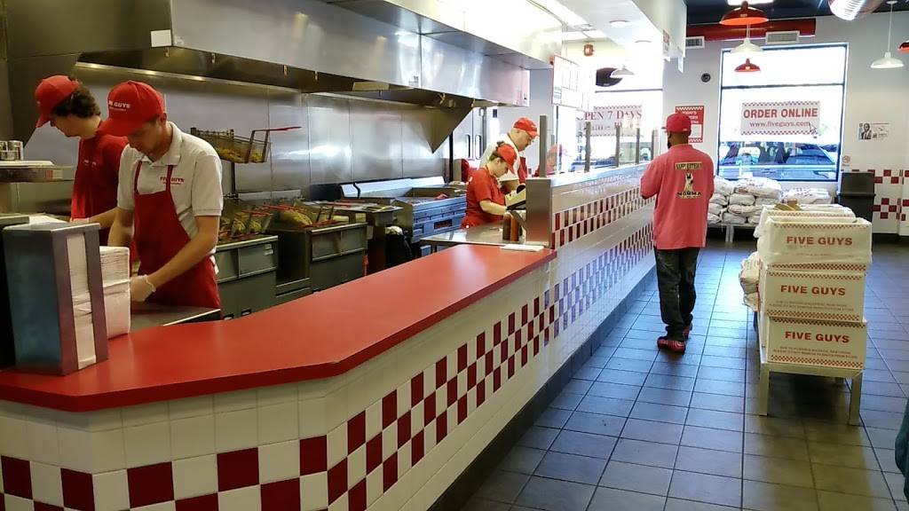 Five Guys | meal takeaway | 623 E Grand River Ave, East Lansing, MI 48823, USA | 5173323483 OR +1 517-332-3483