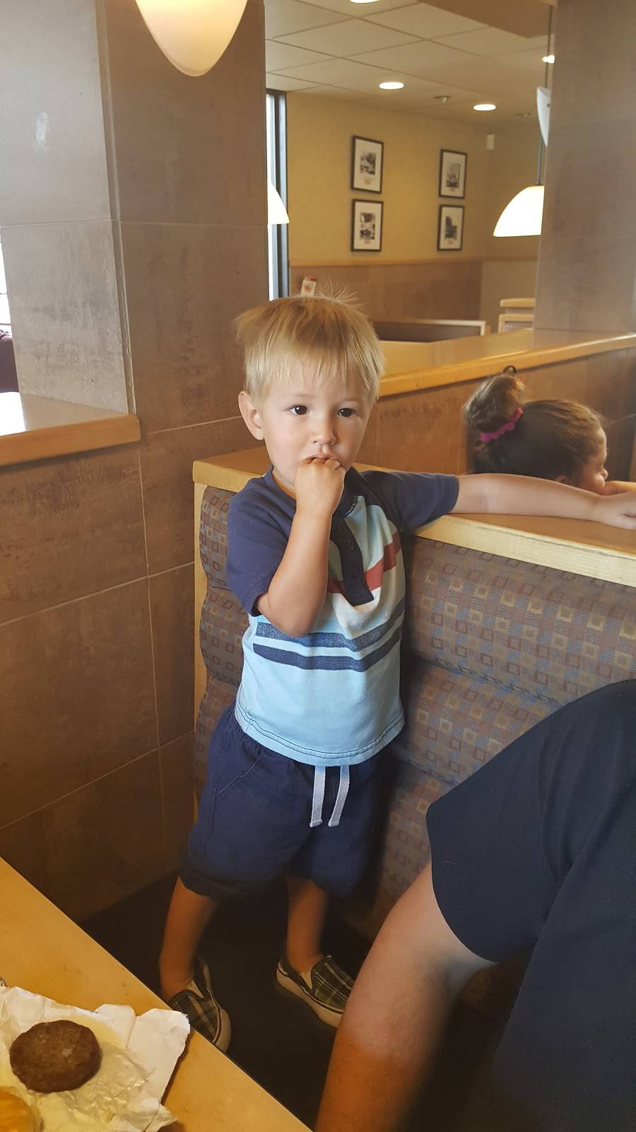 Dairy Queen Grill & Chill | restaurant | 400 Fairdale Rd, Fairdale, KY 40118, USA | 5023672408 OR +1 502-367-2408