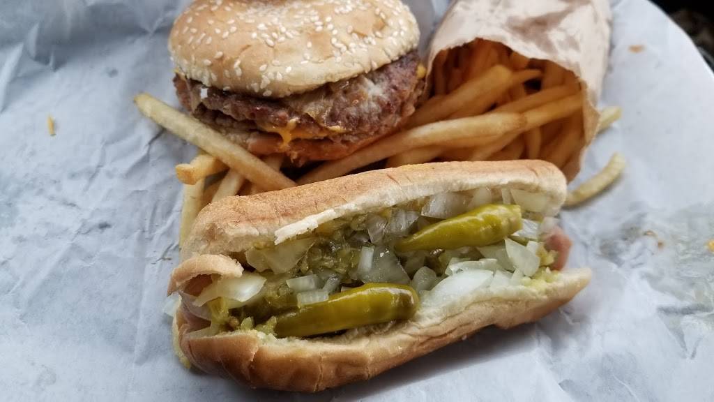 Nickys Hot Dogs | restaurant | 6142 S Archer Ave, Chicago, IL 60638, USA | 7735853675 OR +1 773-585-3675