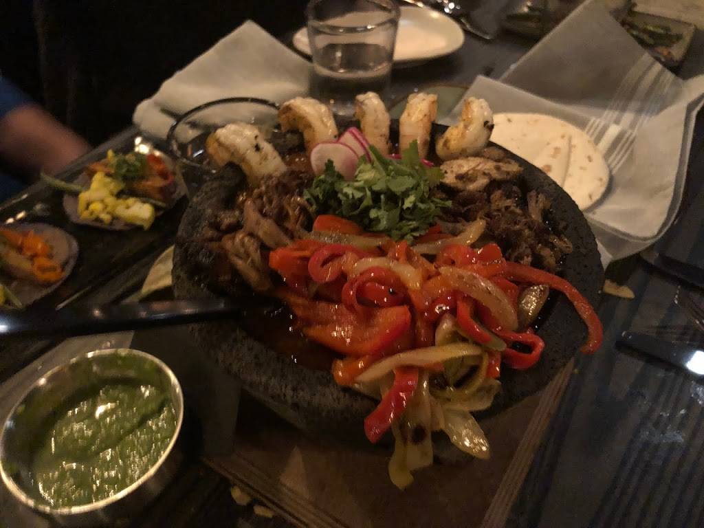 Mesa Loca | restaurant | 2645 Erie Ave, Cincinnati, OH 45208, USA | 5133216372 OR +1 513-321-6372