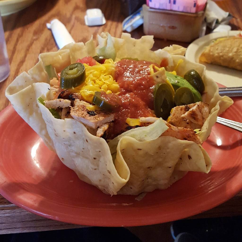 Herreras Cafe | restaurant | 3311 Sylvan Ave, Dallas, TX 75212, USA | 2149547180 OR +1 214-954-7180