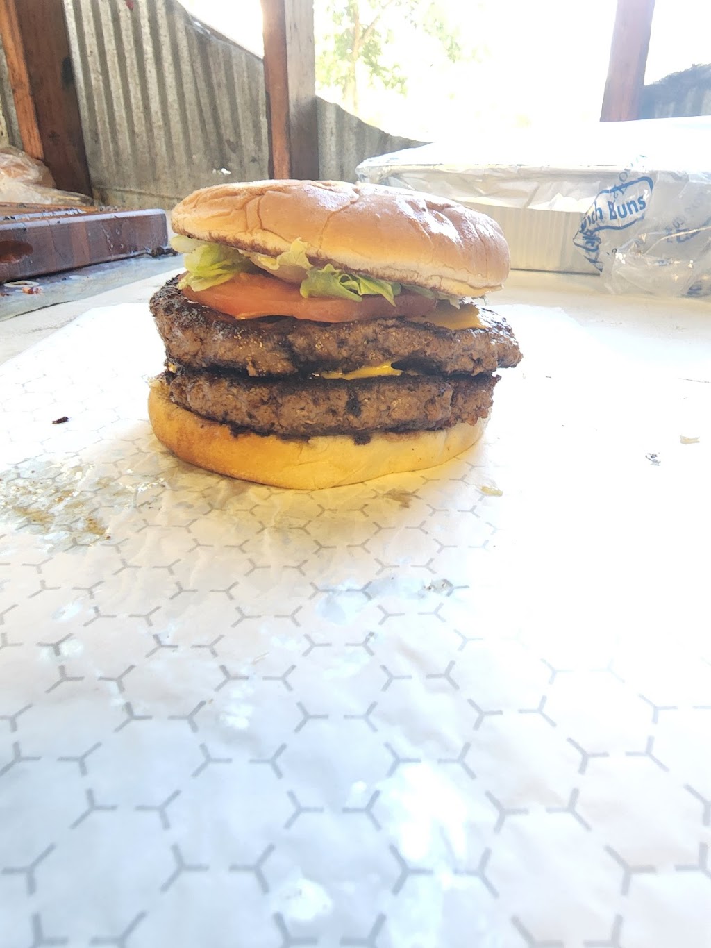 Mcgraws BBQ LLC | restaurant | 404 S Main St, Lillie, LA 71256, USA | 3189864763 OR +1 318-986-4763