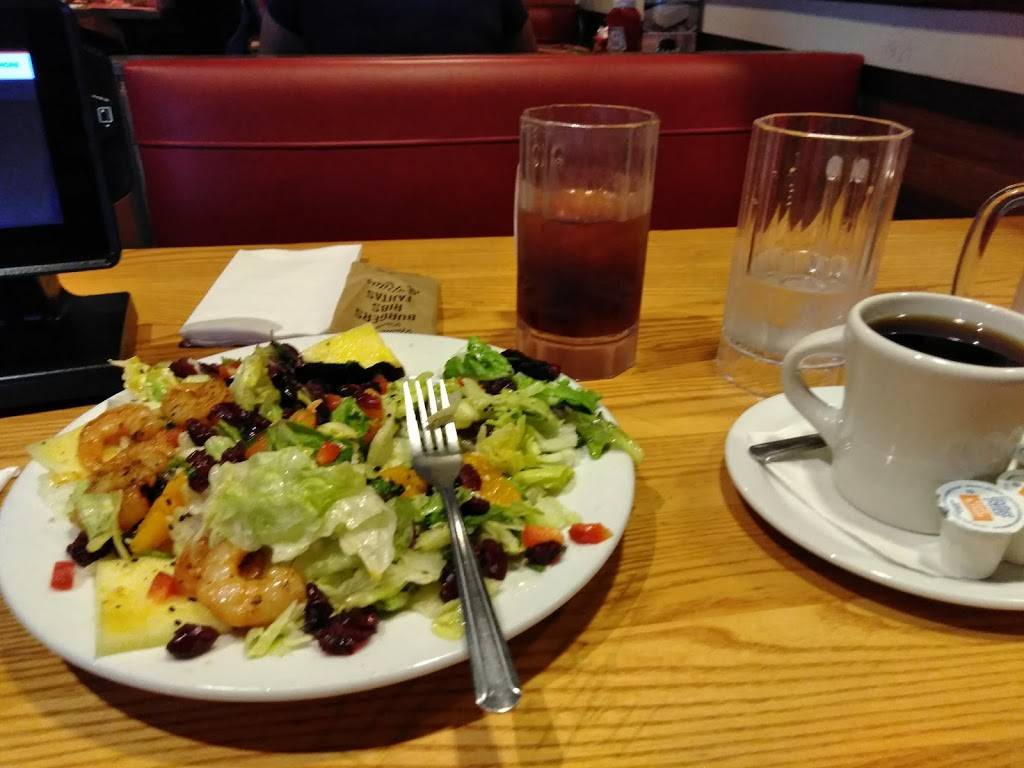 Chilis Grill & Bar | meal takeaway | 4207 7th St, Bay City, TX 77414, USA | 9792442144 OR +1 979-244-2144