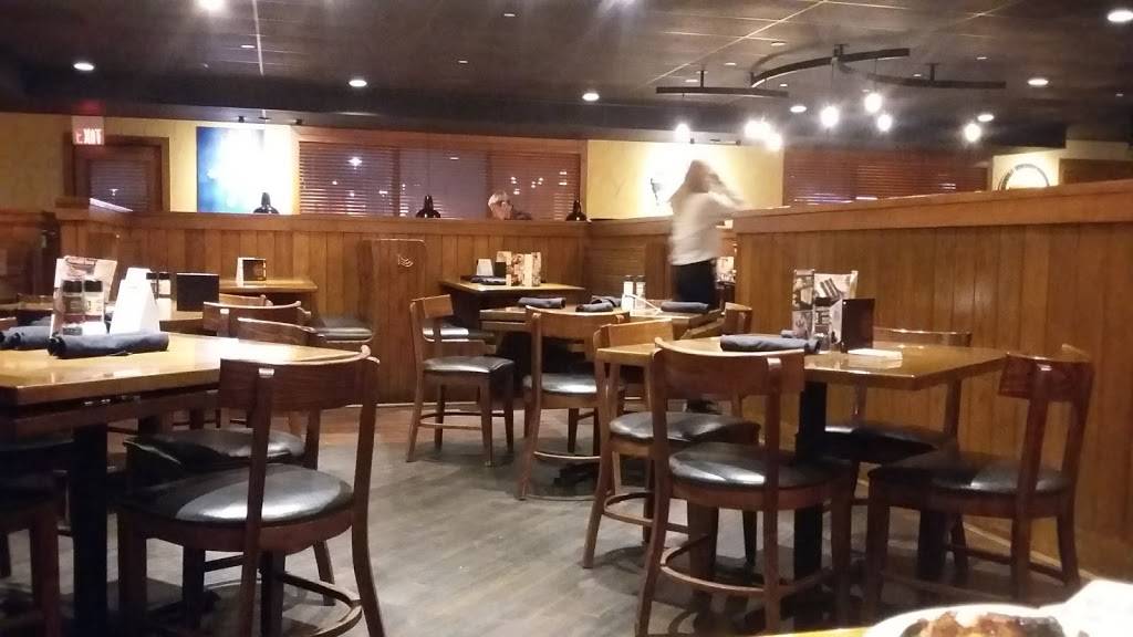 Outback Steakhouse | restaurant | 2219 SW 74th St, Oklahoma City, OK 73159, USA | 4056860918 OR +1 405-686-0918