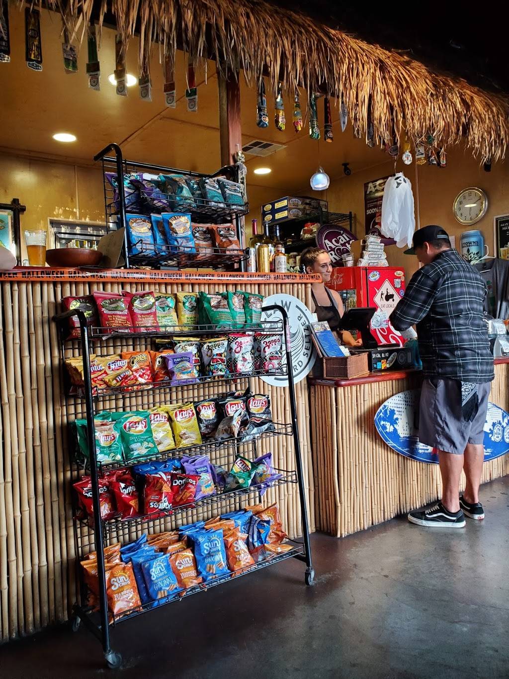 Beach Hut Deli Huntington Beach | restaurant | 19025 Beach Blvd, Huntington Beach, CA 92648, USA | 7148417609 OR +1 714-841-7609