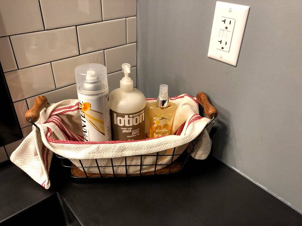 Cowtown Brewing Co | restaurant | 1301 E Belknap St, Fort Worth, TX 76102, USA | 8174895800 OR +1 817-489-5800