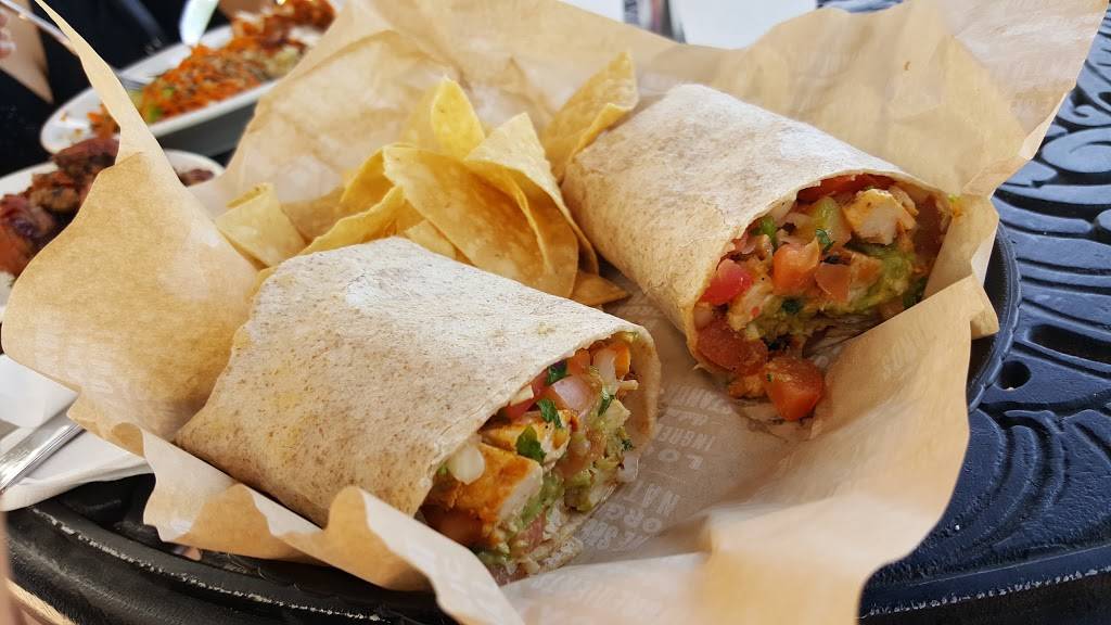 Sharkys Woodfired Mexican Grill | restaurant | Creekside Village Shopping Center, 26527 Agoura Rd, Calabasas, CA 91302, USA | 8188800885 OR +1 818-880-0885