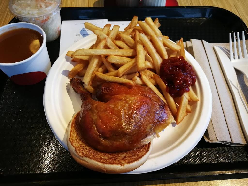 St-Hubert Express | restaurant | 4120 Boulevard LaSalle, Verdun, QC H4G 2A5, Canada | 5143855555 OR +1 514-385-5555