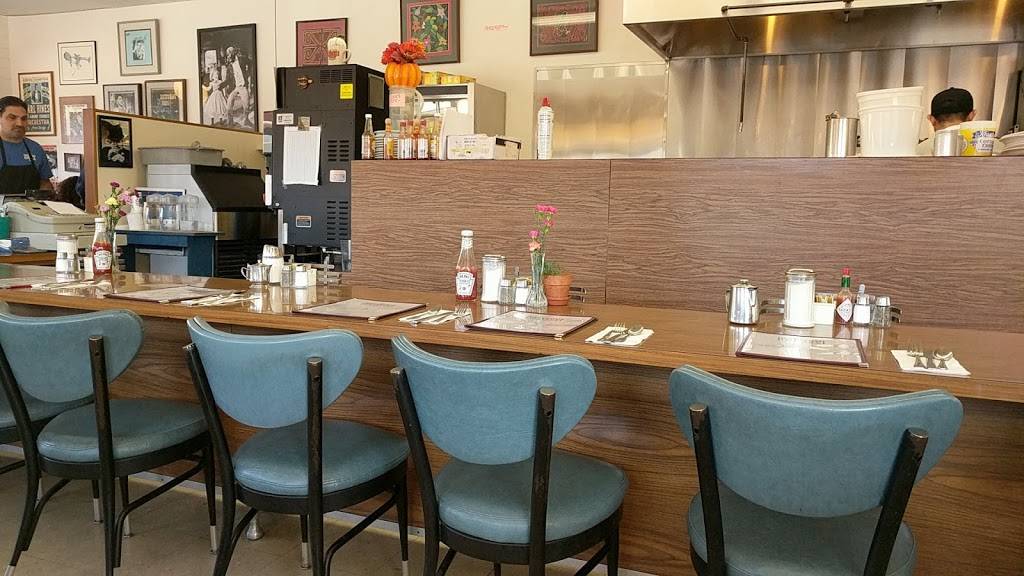 Main Street Grill | restaurant | 547 Main St, Half Moon Bay, CA 94019, USA | 6507265300 OR +1 650-726-5300