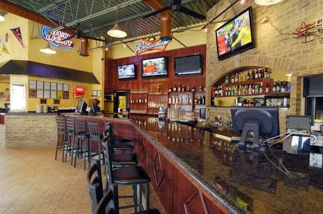 Anastasias Restaurant-Sports Lounge & Banquet | night club | 950 Hillside Ave, Antioch, IL 60002, USA | 8473953939 OR +1 847-395-3939