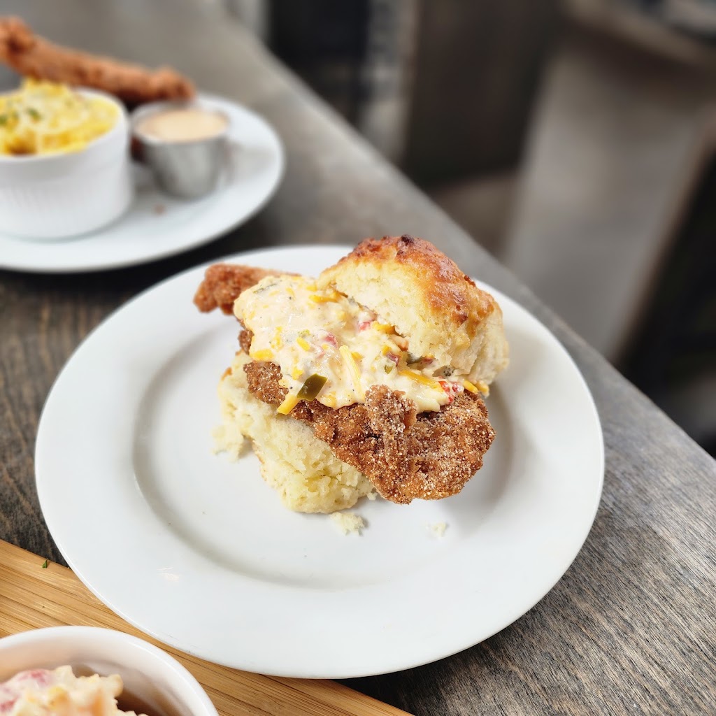 Fried & True by Fete au Fete | restaurant | 2381 St Claude Ave, New Orleans, LA 70117, USA | 5044757979 OR +1 504-475-7979