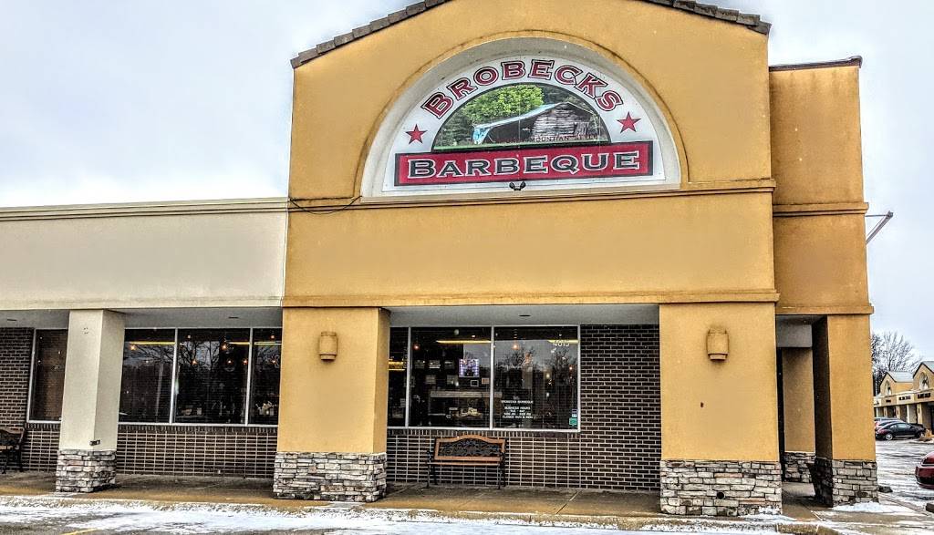 Brobecks BBQ | restaurant | 4615 Indian Creek Pkwy, Overland Park, KS 66207, USA | 9139019700 OR +1 913-901-9700