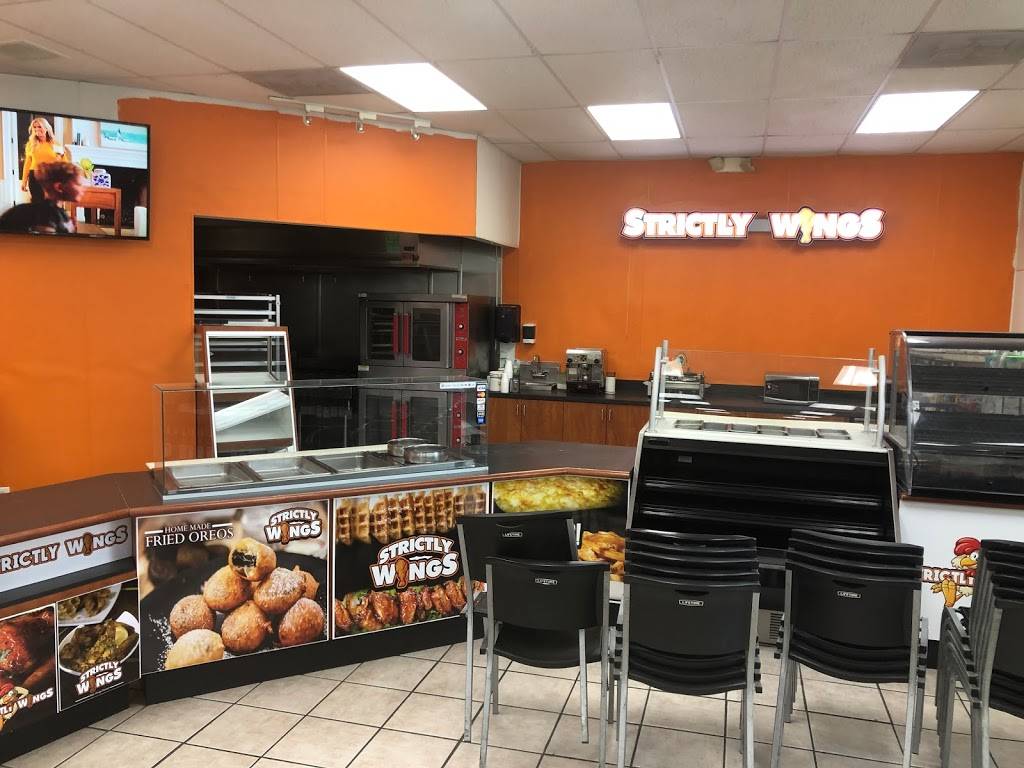 Strictly Wings | restaurant | 8881 Pembroke Rd, Pembroke Pines, FL 33025, USA | 9544372700 OR +1 954-437-2700