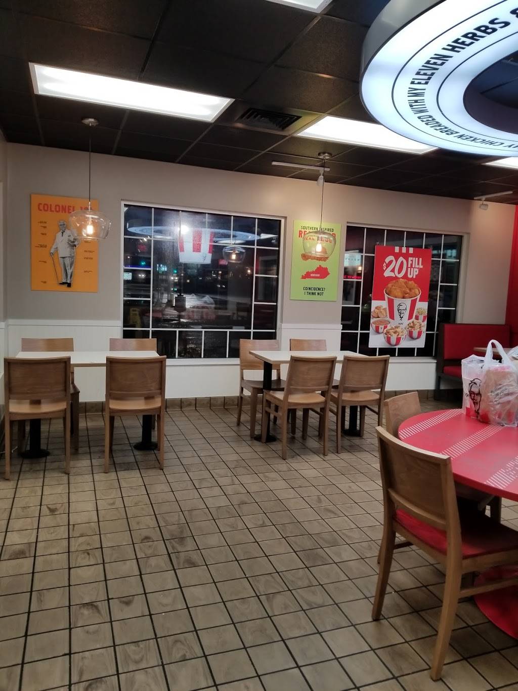 KFC | restaurant | 434 W E Bethalto Dr, Bethalto, IL 62010, USA | 6183772025 OR +1 618-377-2025