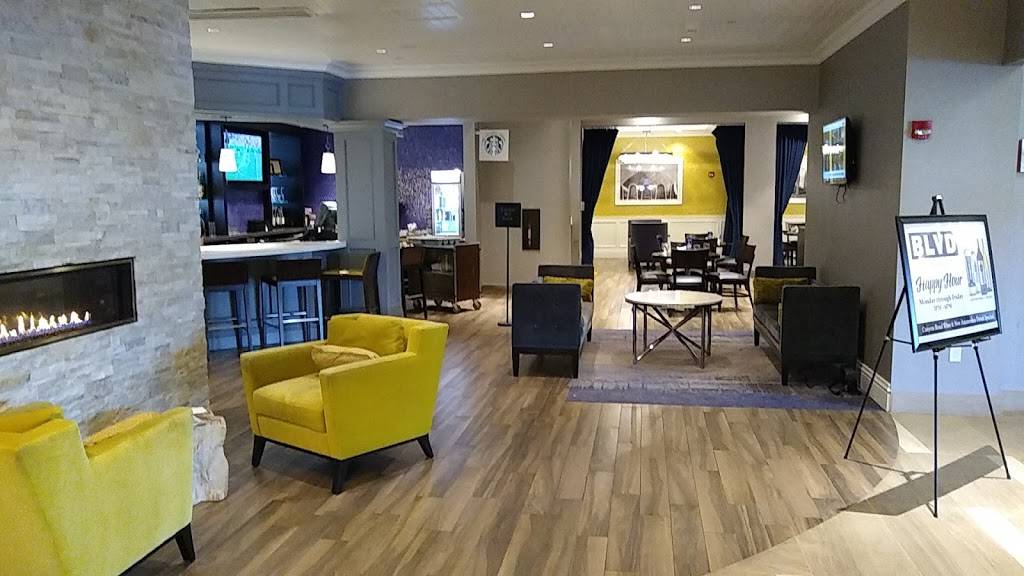 BLVD Kitchen and Bar | restaurant | W231N1600 Corporate Ct, Waukesha, WI 53186, USA | 4145740888 OR +1 414-574-0888