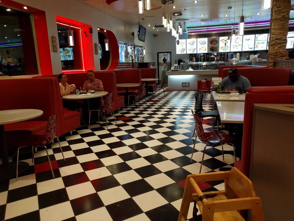 Shawarma Station | restaurant | 2446 Bank St, Ottawa, ON K1V 1A4, Canada | 6137372121 OR +1 613-737-2121