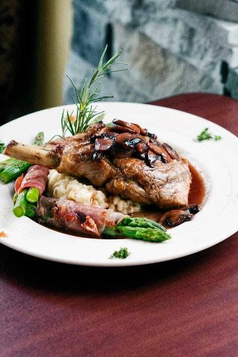 Lemoncello Italian Restaurant & Bar | restaurant | 137 W Commercial St, East Rochester, NY 14445, USA | 5853858565 OR +1 585-385-8565