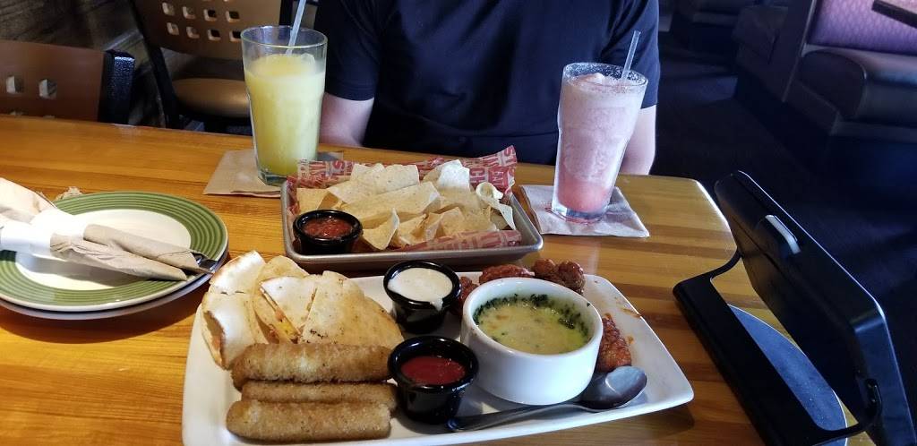 Applebees Grill + Bar | restaurant | 200 Ambersweet Way, Davenport, FL 33897, USA | 8634247900 OR +1 863-424-7900
